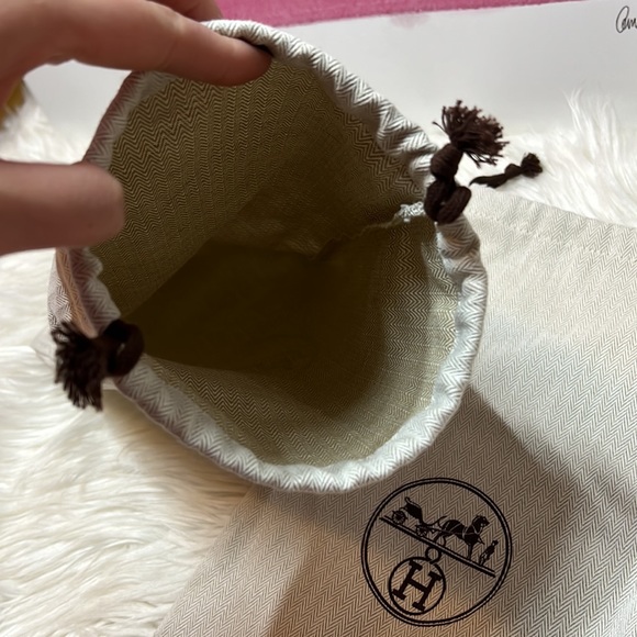 100% Authentic BRAND NEW 2 HERMÈS DUST BAG - Picture 7 of 9
